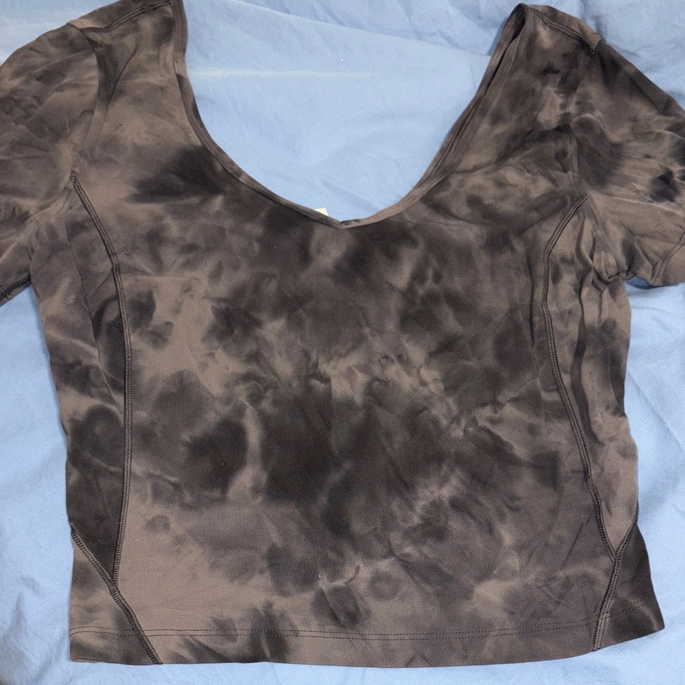 Lululemon crop top
